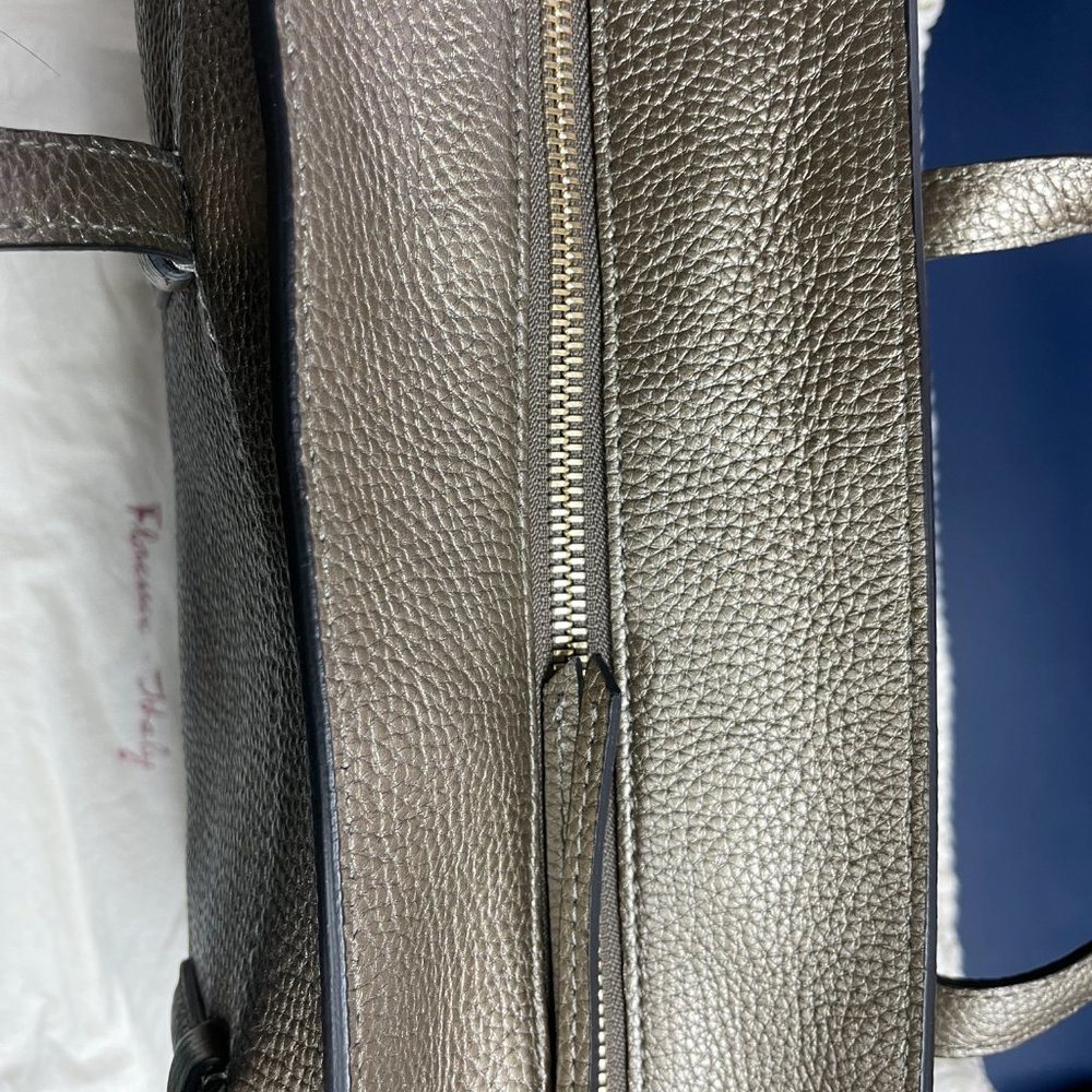 NWT Salvatore Ferragamo Amy Medium Gancio Tote Bag - Picture 13 of 15